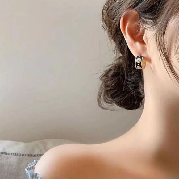 Flower Stud Earrings Cute Vintage Flower Earrings Gold, Blue & White #J2 - Picture 6 of 6